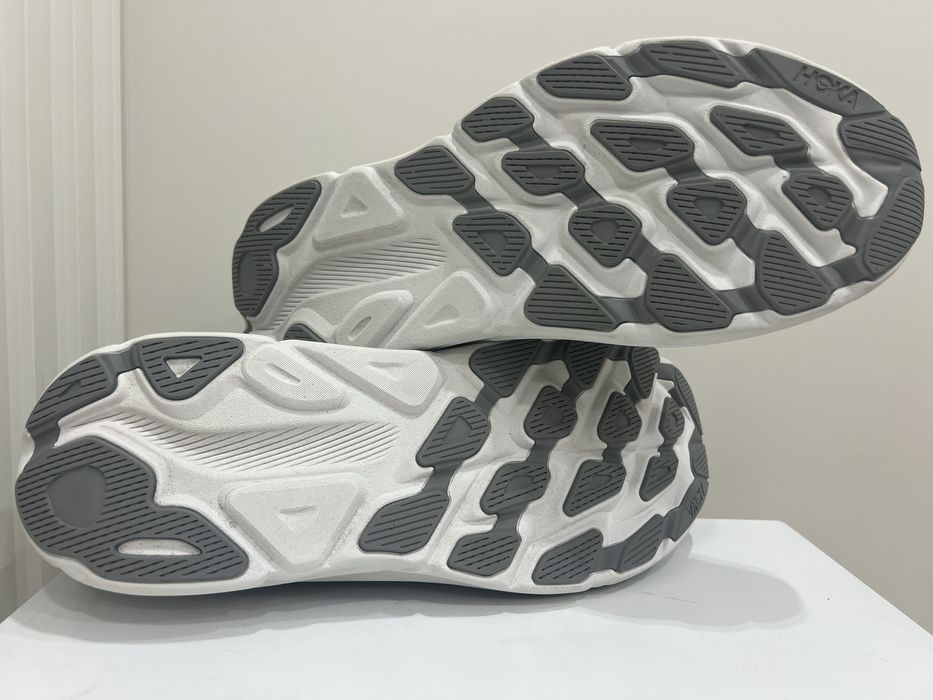 Кросівки Hoka Clifton 9