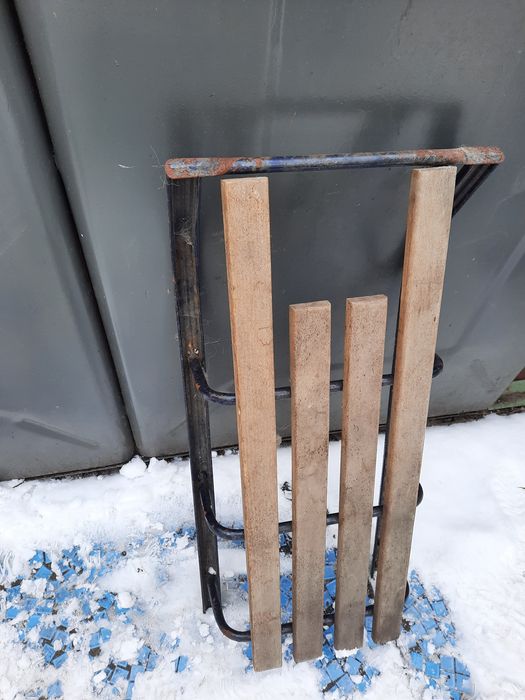 Продам санки. В наличии со спинкой