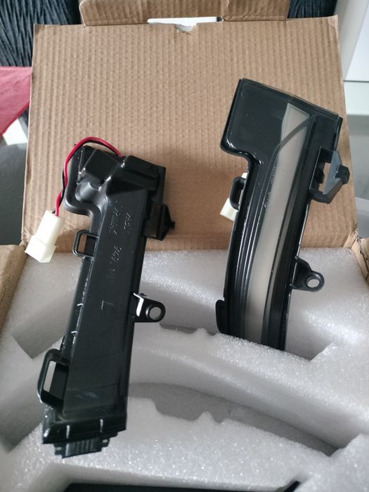 Piscas dinâmicos led Skoda Octavia 2015/2019
