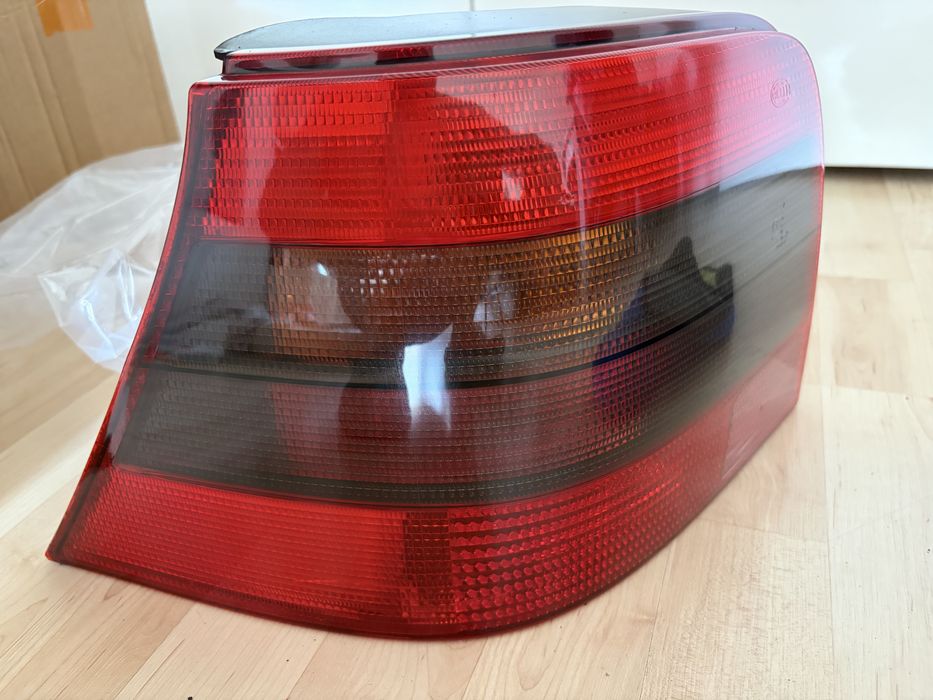 Lampy tył golf 4