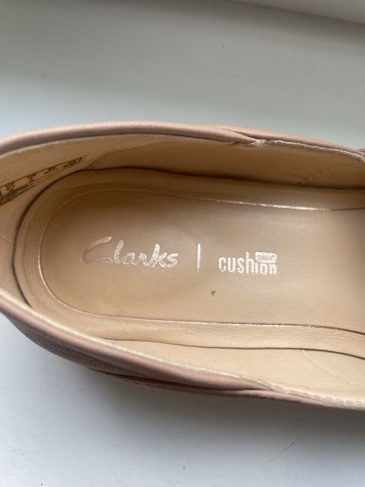 Балетки, туфлі Clarks