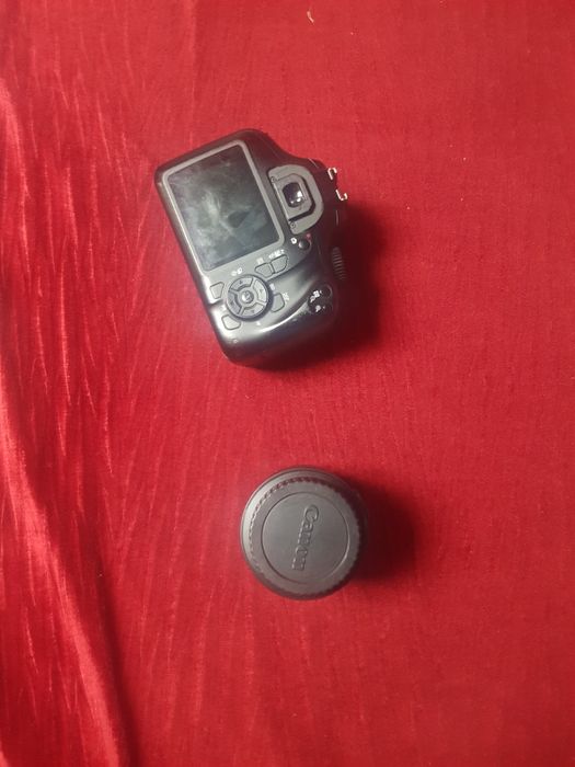 Vendo câmera 4000D