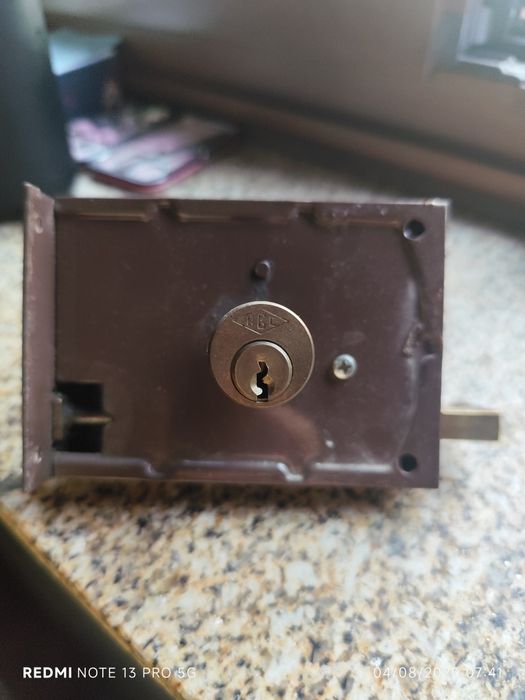 Fechadura com 1 chave