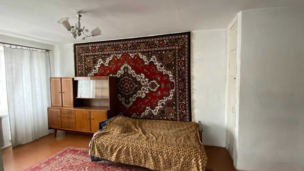 Продам теплу 3-кімнатну кватриру в Центрі, можна по сертифікату!!! Н1