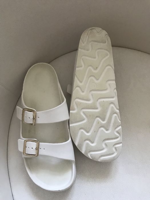 Białe klapki damskie Butik r. 40/26,5