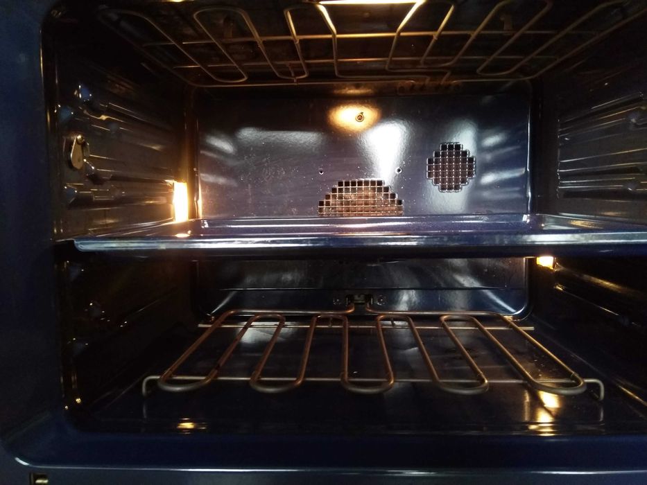 Продам немецкую духовку GAGGENAU model EB 984-110 70см