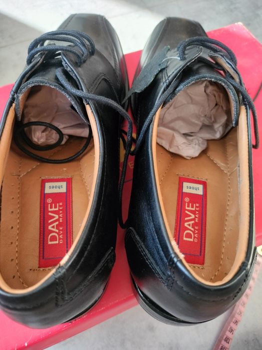 Czarne pantofle męskie