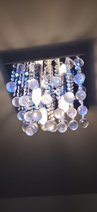 Lampa sufitowa LED kolory