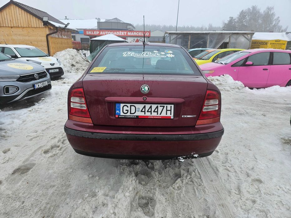 Skoda Octavia 2000r/1.6 benzyna/101KM/manual/sedan/okazja
