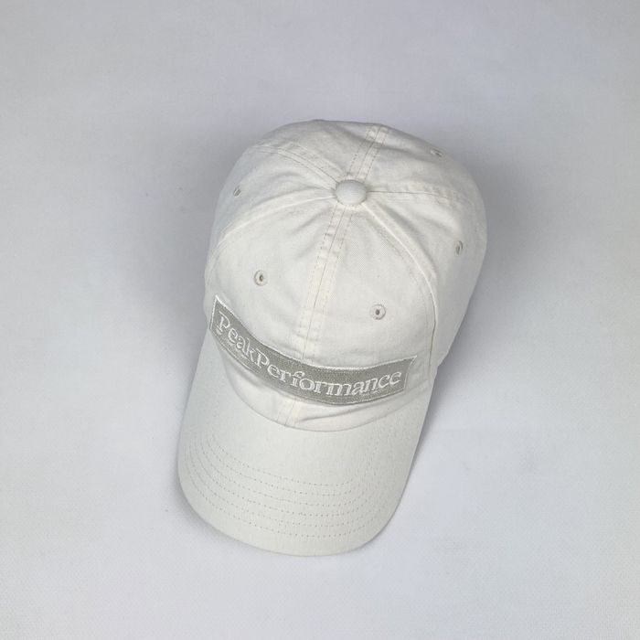 Кепка Peak Performance Ease Cap G77401 оригінал біла