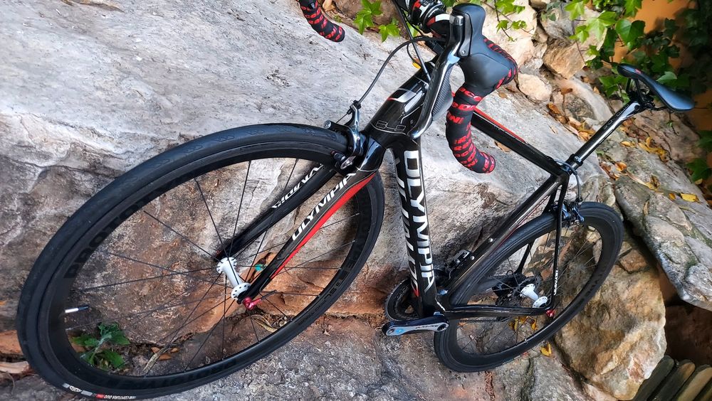 Olympia Carbono | Shimano Dura.ace Di2 T54 

Trek Madone  | Shi