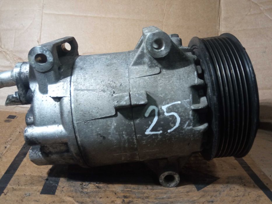 Sprężarka klimatyzacji Renault Scenic II 1.9 DCI 8200/457/418