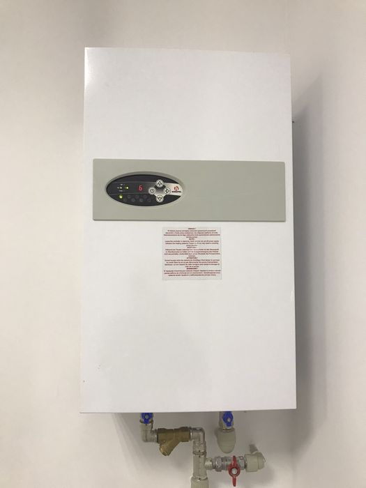 Продам електро котел та бойлер