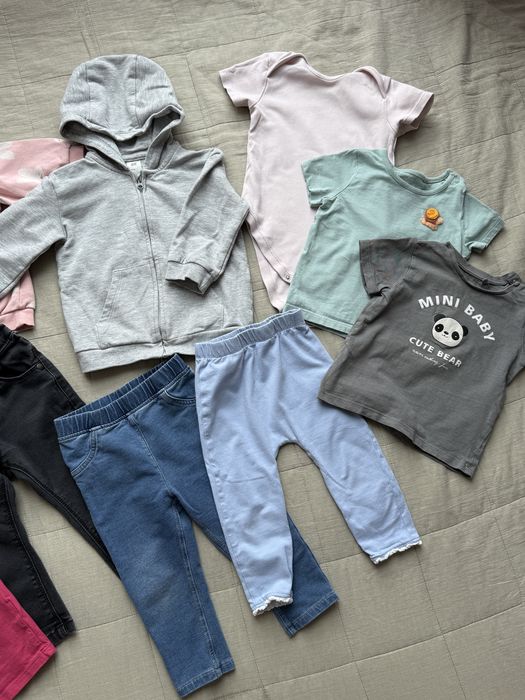 Лот одягу для дівчинки 12-18 міс. (80 р)