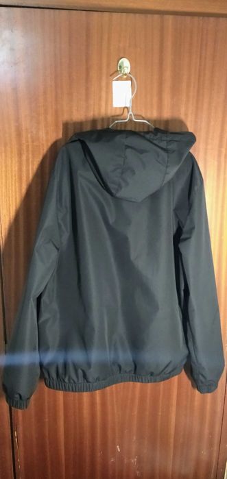 Casaco para a chuva marca Tiffosi homem.