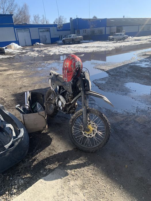 Мотоцикл кови адванс