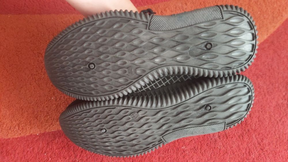 Кеди,кросовки,макасіни нові