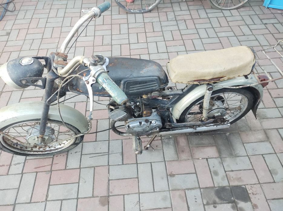 Продам мопед Верховина