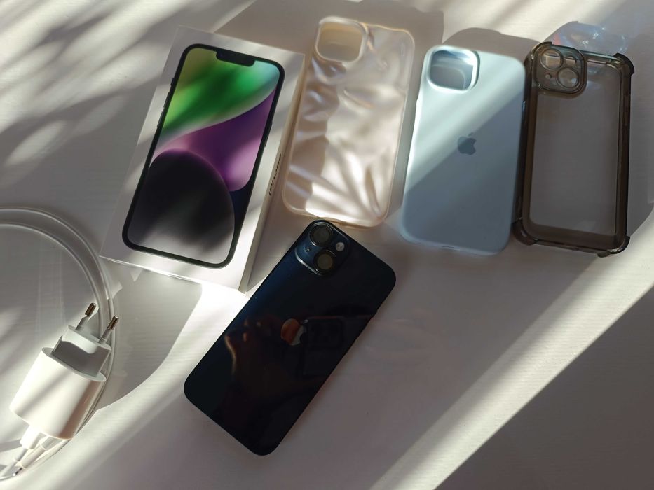 Продам iPhone 14