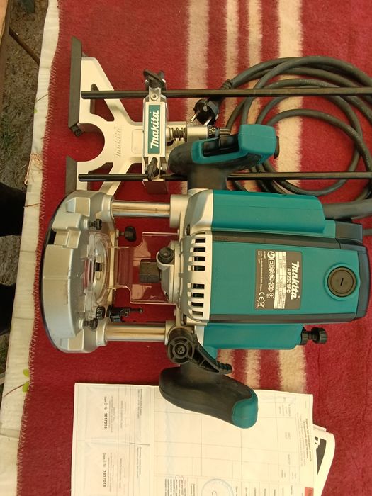 Фрезер Makita RP2301FCX ,Японія!
