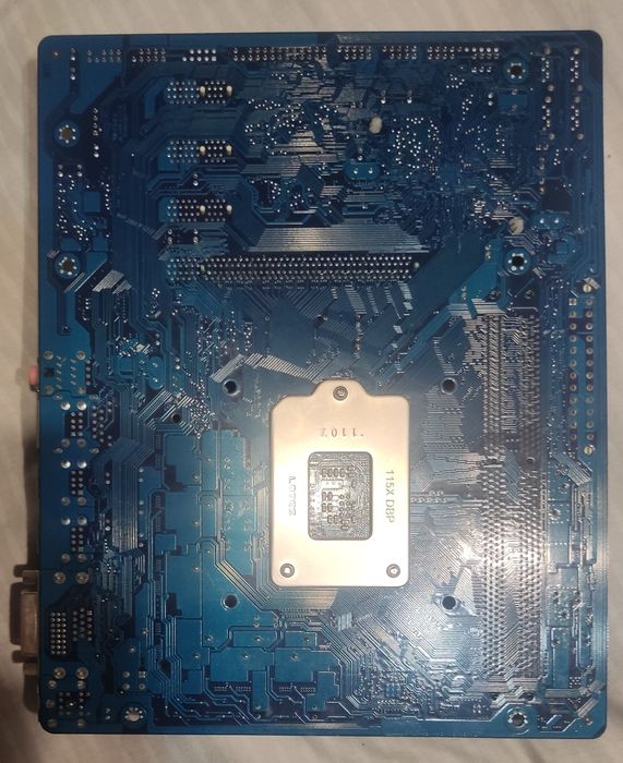 Материнська плата Gigabyte GA-H61M-S2V-B3