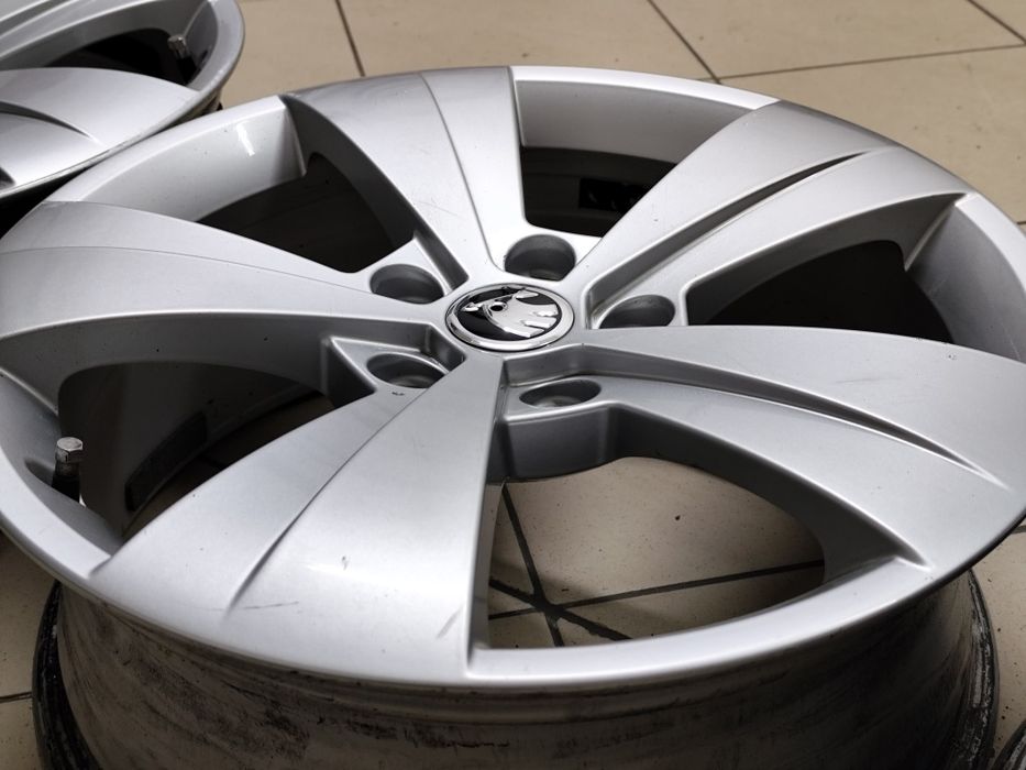 Диски R-17 5*112 6,5j et41 цо57,1 "Skoda" (VW, Audi, Seat)