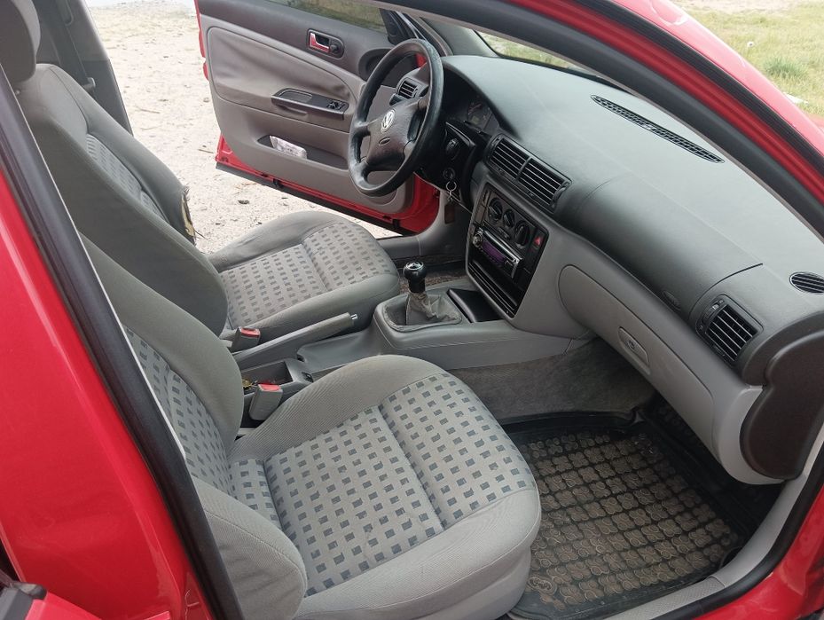 Volkswagen Passat 2000 VIN WVWZZZ3BZYP342054 фото оголошення 8 з 24