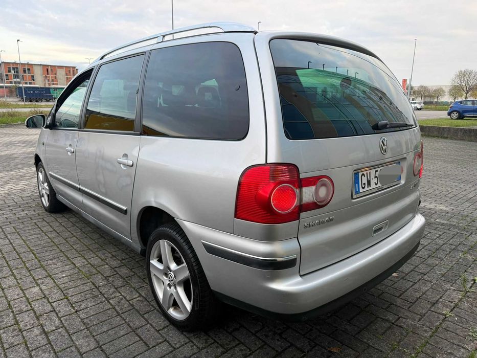 Sharan  2.0 tdi  Posiadam  inne  auta  z  włoch  całe  i uszkodzone