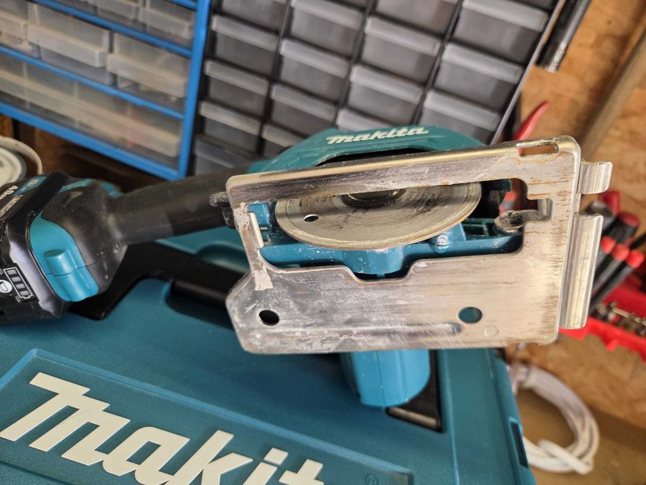 Przecinarka diamentowa Makita CC301DSMJ CXT 12V