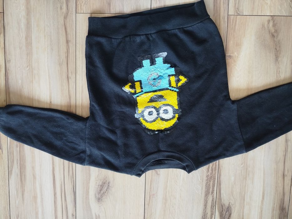 Bluza Minionek z cekinami