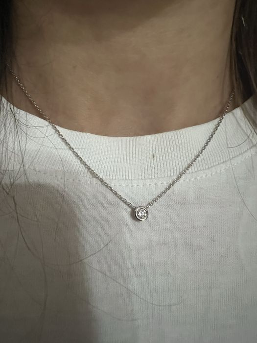 Колье с блиллиантом