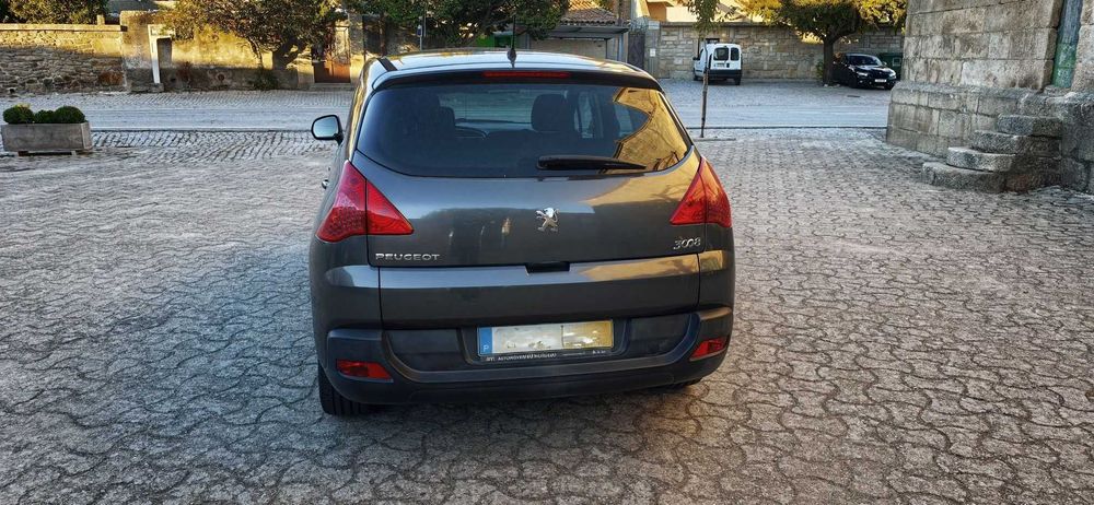 PEUGEOT 3008 1.6 HDI - 2011 - Excelente Oportunidade — photo 5