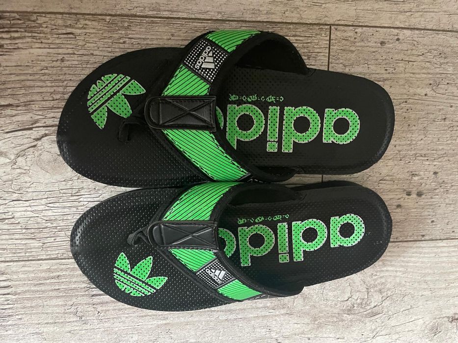 Super klapki adidas roz 41
