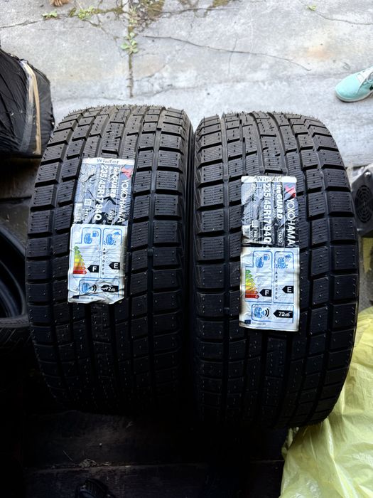 235/45R17 Yokohama ice guard ig 30