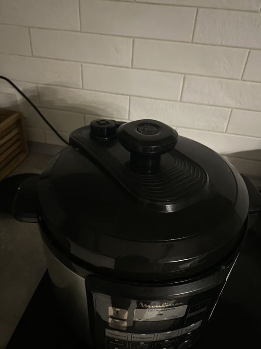 Срочно Мультиварка-скороварка Moulinex Initial Pressure Cooker