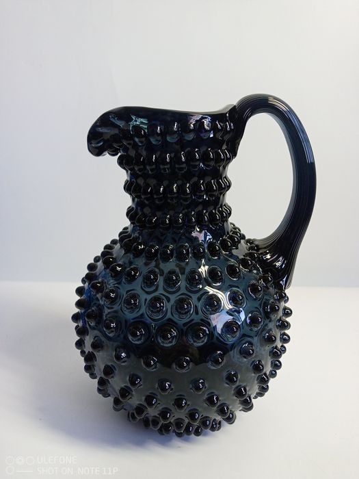 Duży czeski szklany dzban