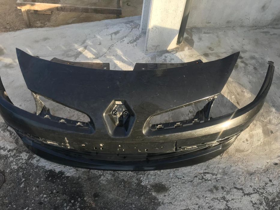 Vendo parachoques renault clio 3 para peças  ano 2005/2009