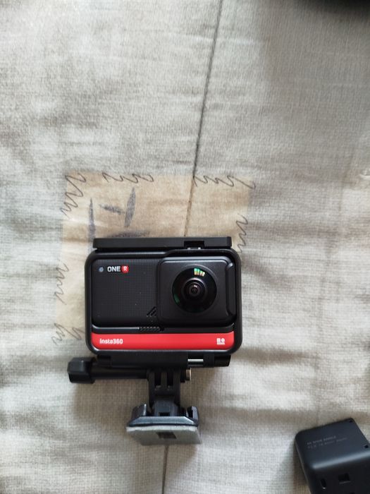 Insta 360 One R Twin Edition