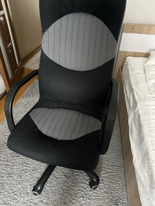 Продам мягке овісне крісло