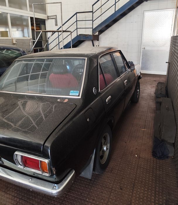 Datsun 1200 Deluxe