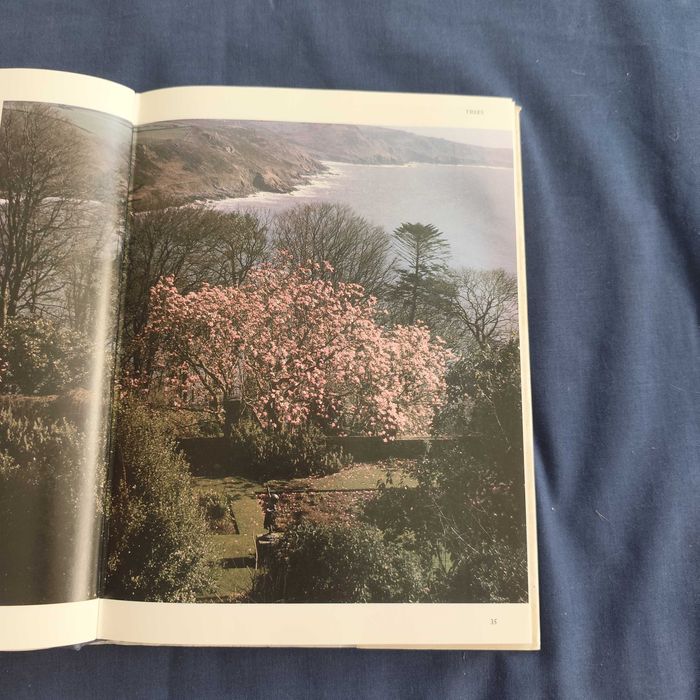 Roy Lancaster - Garden Plants for Connoisseurs