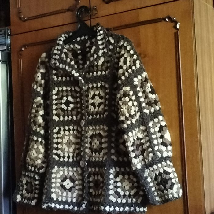 Женский вязаный кардиган