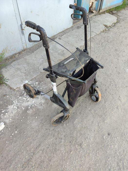 Продам ходунки для взрослых