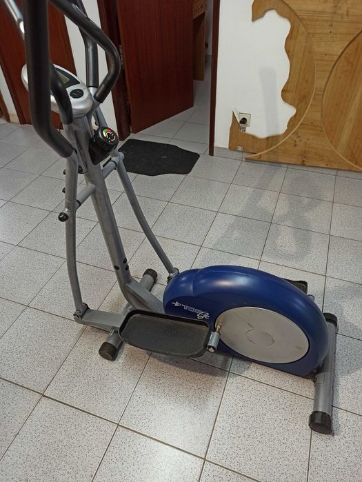 Bicicleta de ginasio