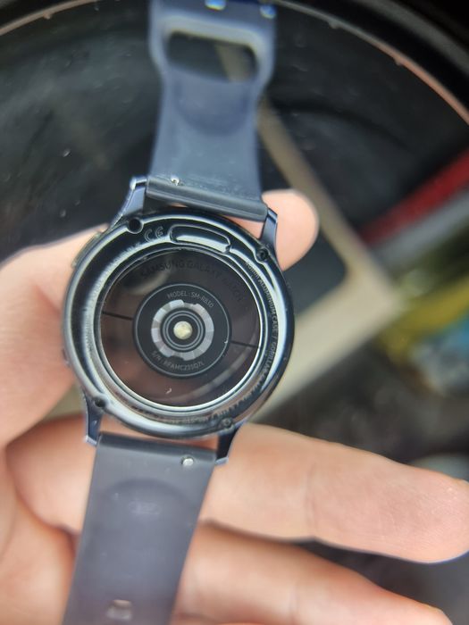 Smartwatch zegarek SAMSUNG SM-R830