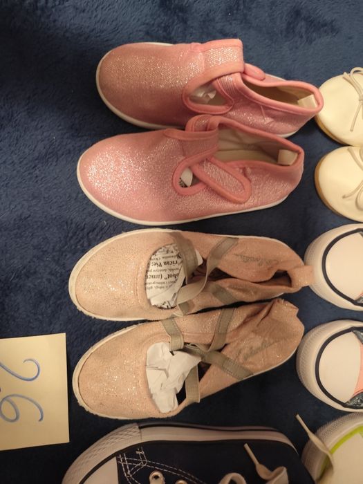 Paka dziewczęcych bucików, rozm 26