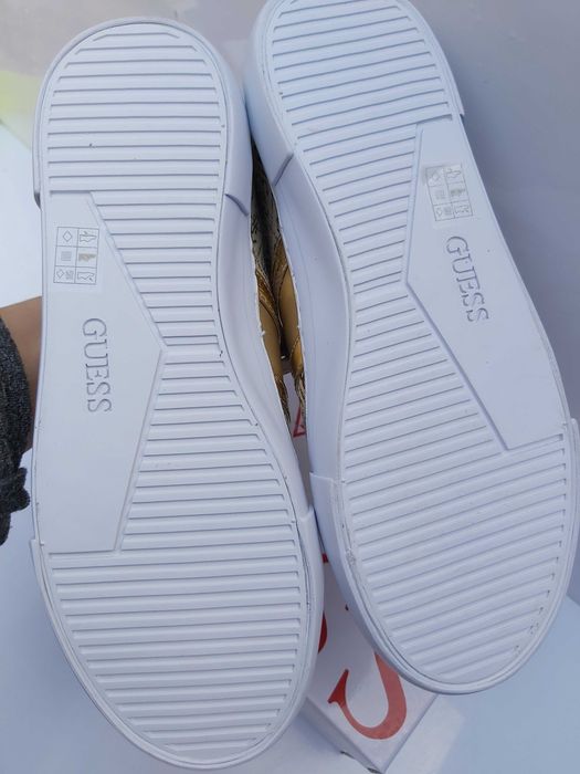 NOWE buty złote sneakersy GUESS trampki tenisówki rozmiar 36