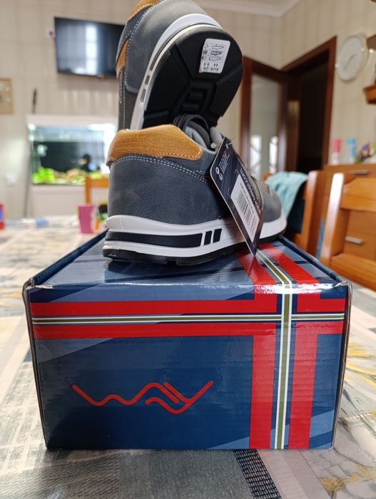 Calçado homem Beppy novo