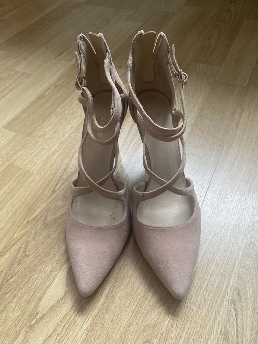 Czolenka , nude, sandały na szpilce rozm 40