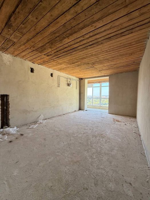 Видова 3-кімнатна в зданому будинку за 650$ за м2!